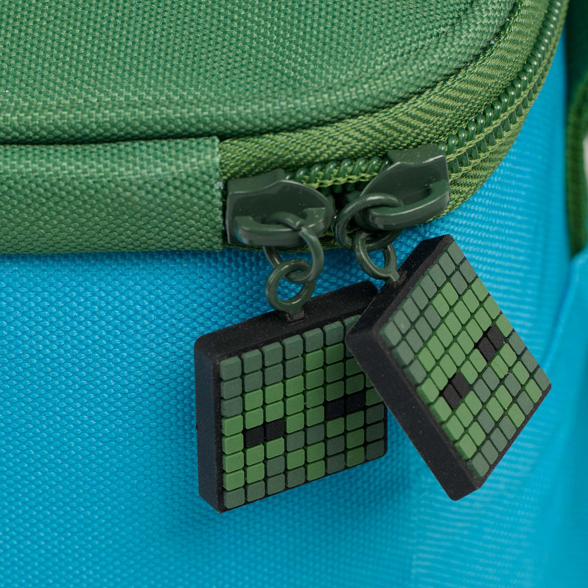 minecraft-chicken-jockey-square-lunch-cooler-bag-a0 00027778-Z.jpg