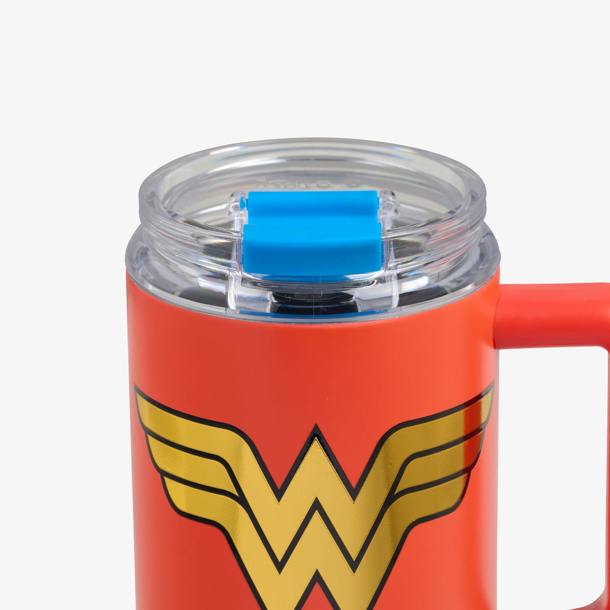 dc-super-heroes-wonder-womantm-32-oz-travel-mug-p0 00027934-L.jpg