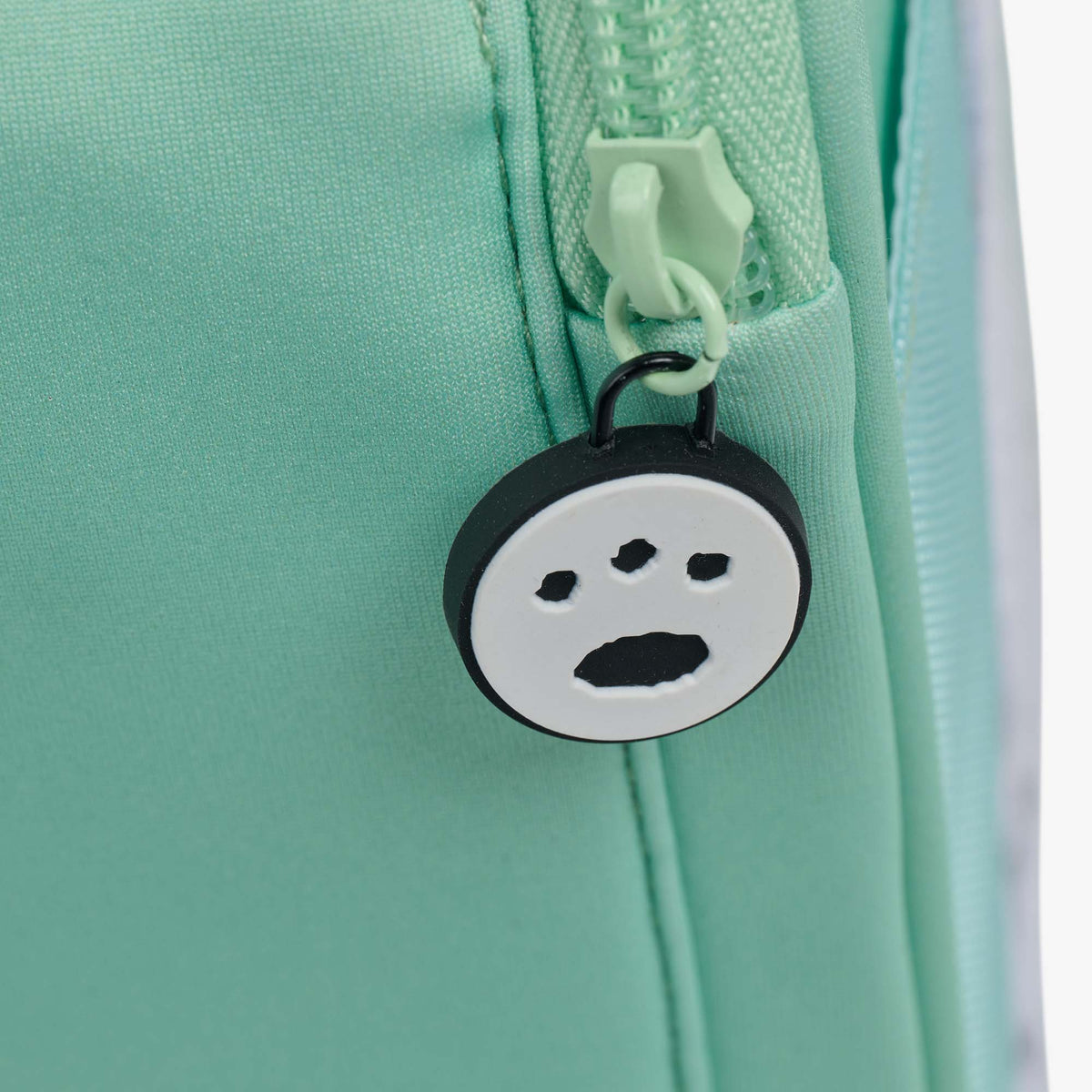 pochaccotm-slim-lunch-cooler-bag-s1 00028031-Z.jpg