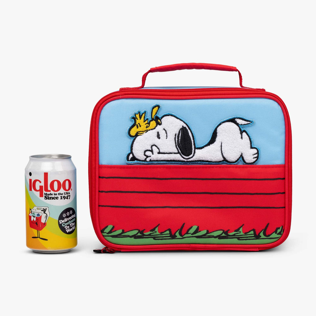 snoopy-s-doghouse-horizontal-lunch-cooler-bag-o8 00028034-P.jpg