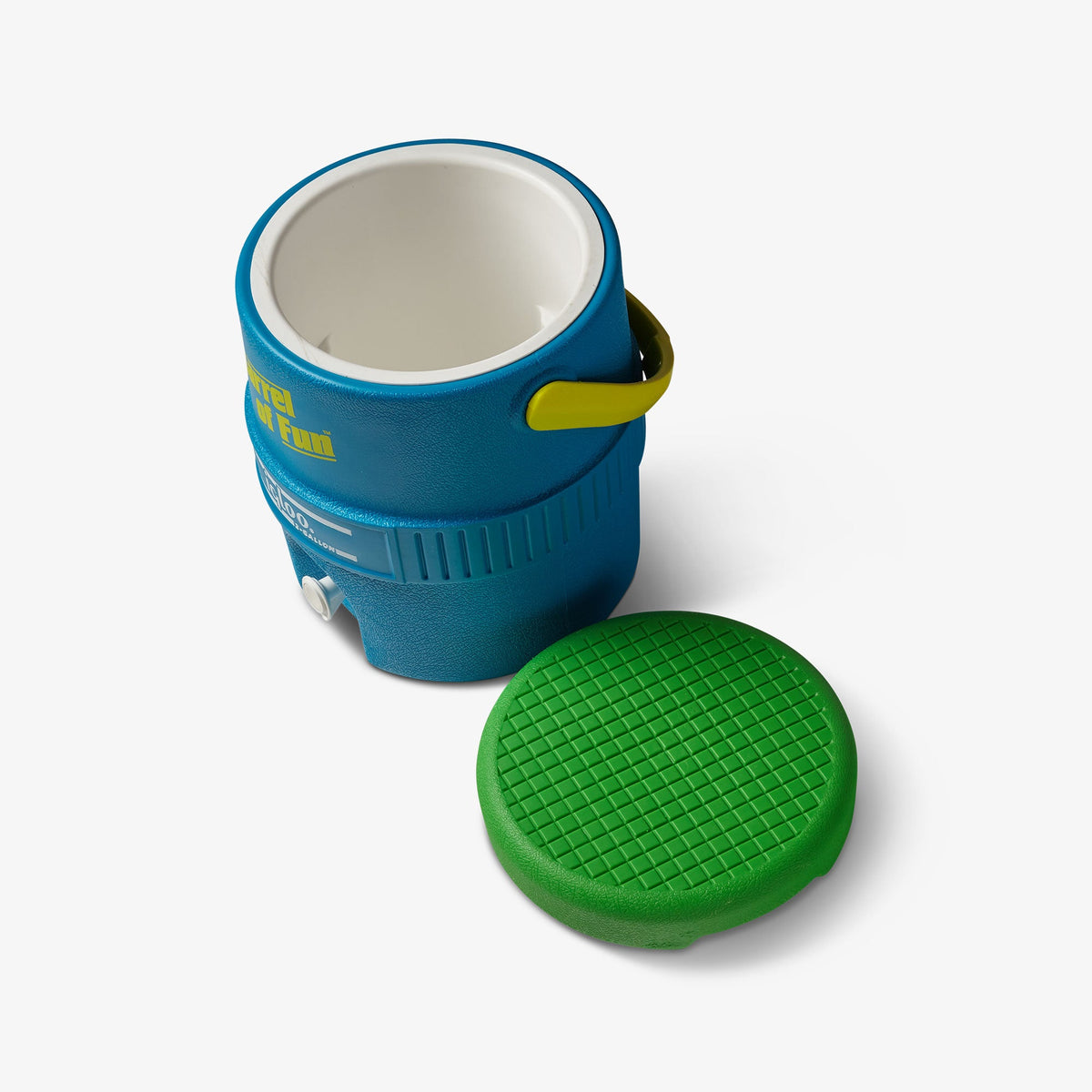 retro-barrel-of-fun-2-gallon-jug-w7 00031412-O2.jpg