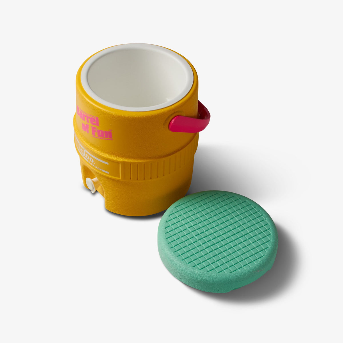 retro-barrel-of-fun-2-gallon-jug-w7 00031416_3.jpg