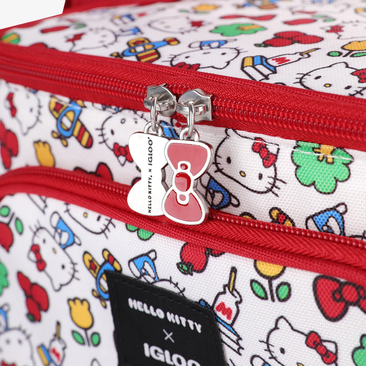 hello-kitty-square-lunch-cooler-bag-o0 00048910-C8.jpg